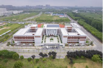 华师大二附中常熟实验学校